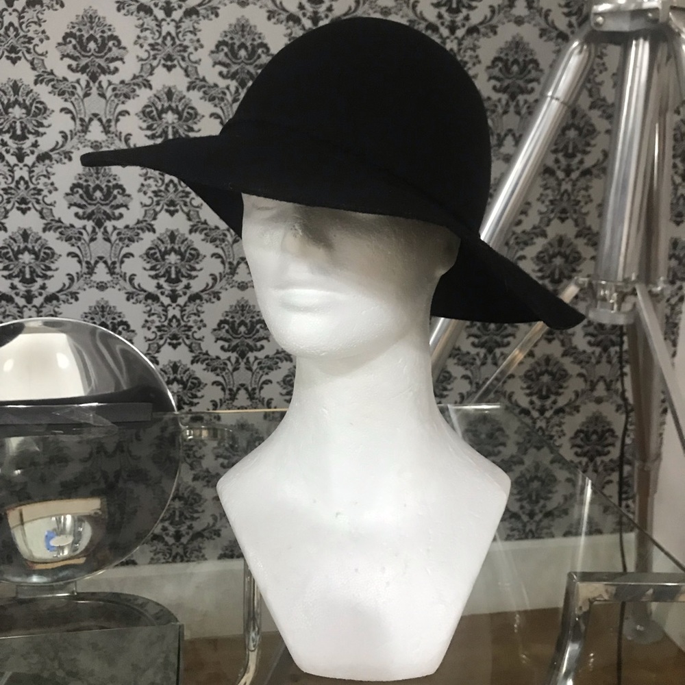 ❌SOLD❌ H&M Hat